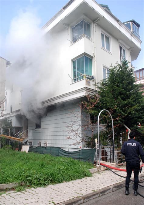 Diyarbakır'da çıkan yangında 6 kişi dumandan etkilendi - Son Dakika Haberleri